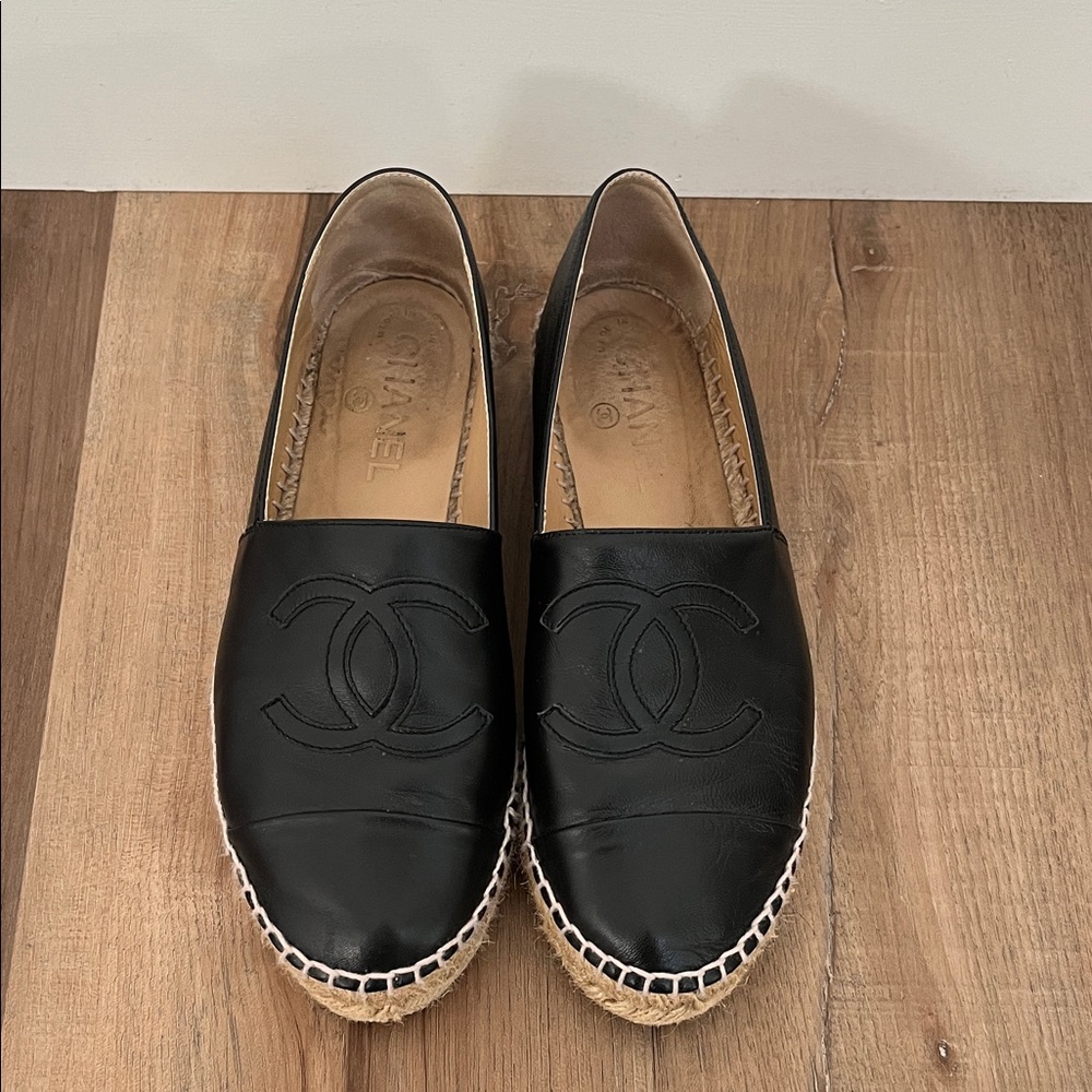CHANEL Black Leather Espadrille Slip-Ons with CC Logo
